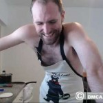 Online now the_naked_guitarist