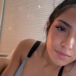 Spread her pussy live fun gabriellasilva