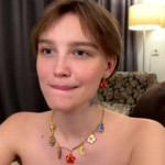 Chat to lolaatatee